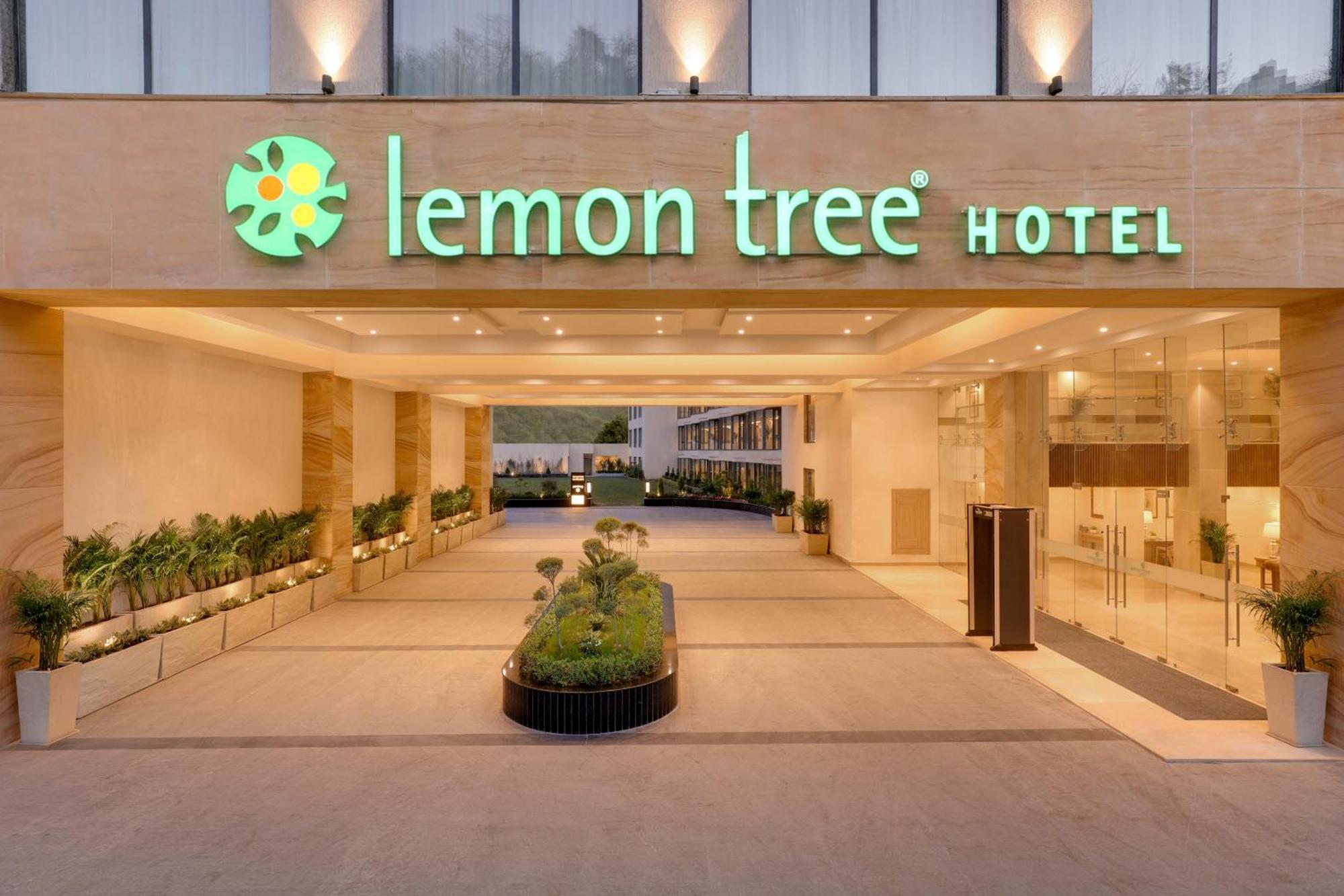 Lemon Tree Hotel, Rishikesh Rishīkesh Exterior foto
